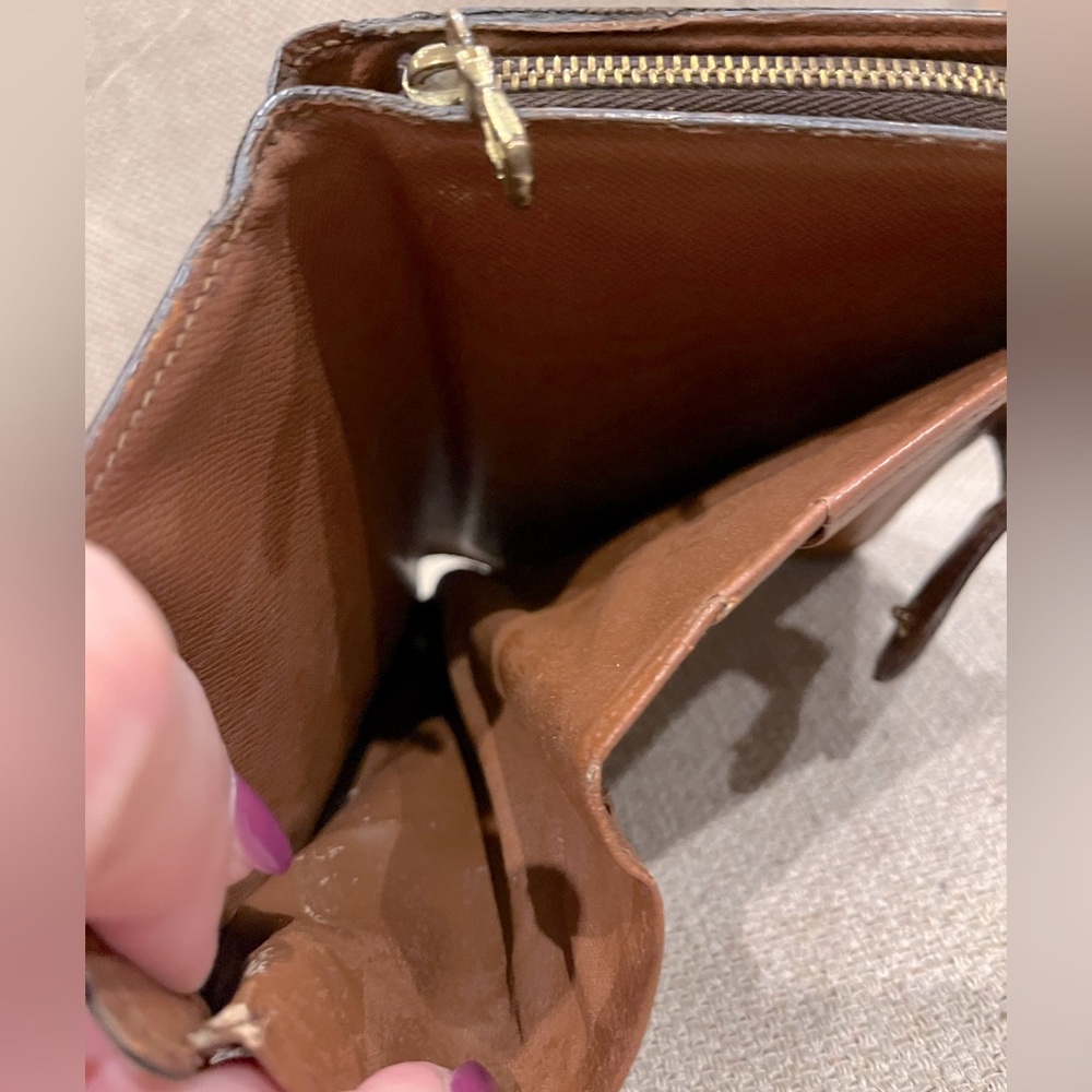 Louis Vuitton Brown Monogram Wallet - Picture 16 of 16